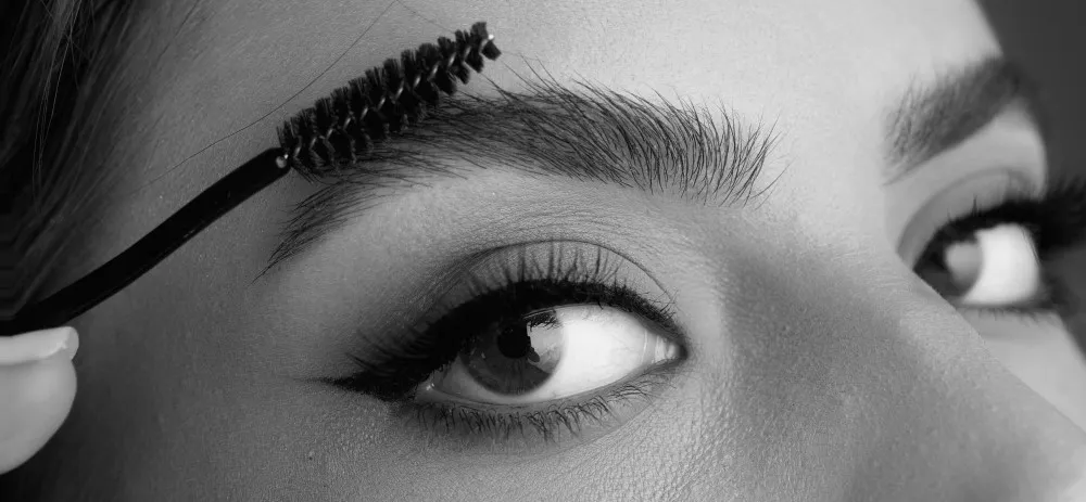 Pestañas y Cejas