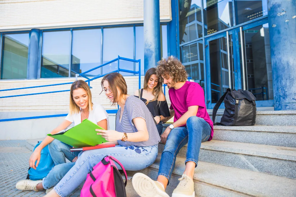 Estudiantes en preuniversitario – marketing educativo orientado a resultados