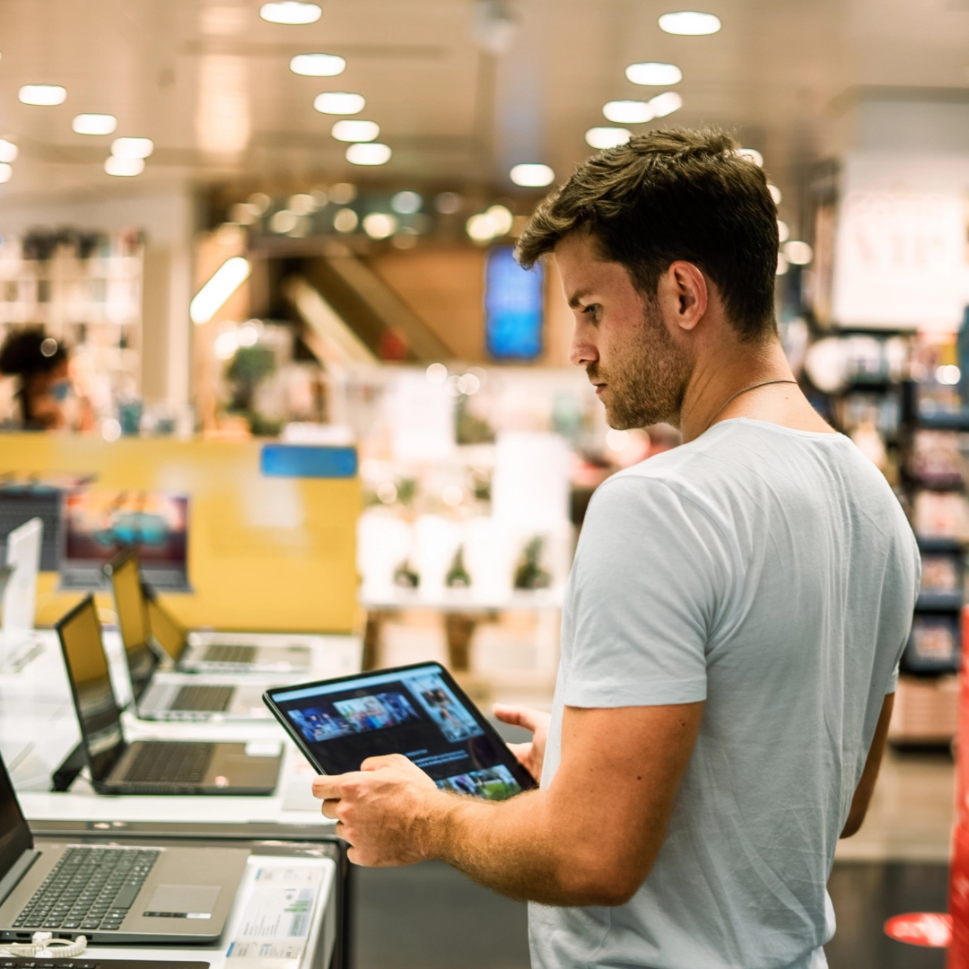 Clínicas dentales con ficha dental digital completa organizada, recordatorios<br />
limpiezas semestrales automáticos que mantienen pacientes activos, gestión<br />
tratamientos ortodónticos largos.<br />
